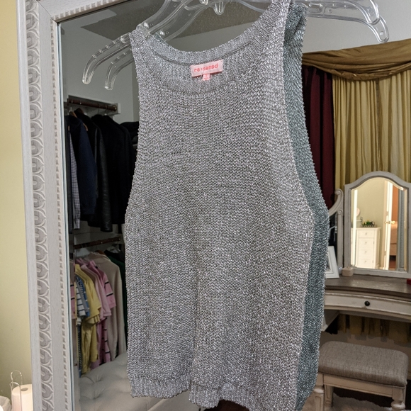 Shimmery Crop Top - Picture 3 of 10